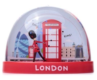 London Souvenir Red Telephone Box &amp; Guardsman Medium Glitter Snow Storm