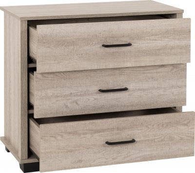 Oliver 3 Drawer Chest – Light Oak Effect | Stylish Bedroom Storage Chest