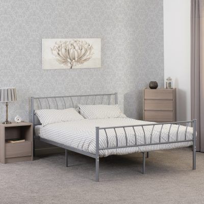 Harlow 4&#39;6&quot; Double Metal Bed Frame – Silver | Contemporary &amp; Durable Bedroom Furniture