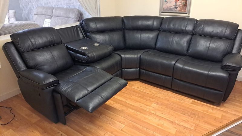 Dario 2C2 Recliner Corner Sofa with Drop-Down Drinks Holder – €1,095