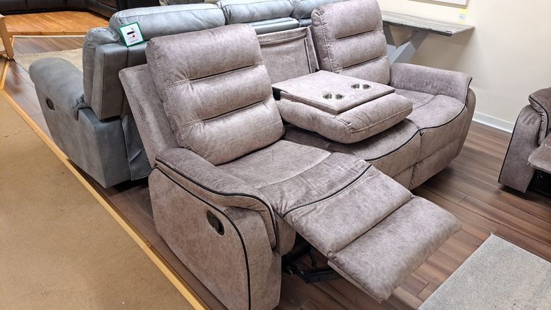 Hamilton Sofa Suit
