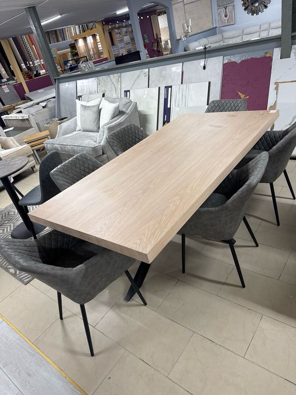 Molloy 4954 Manor Table + 6 chairs