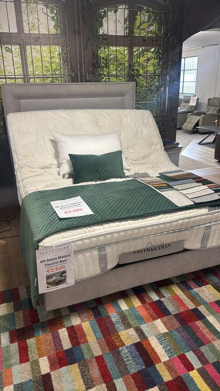 Azura Electric Bed Set (incl. Mattress)
