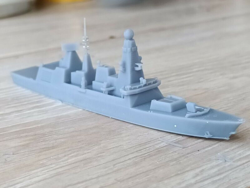 1/1200 waterline model Type 45 Destroyer  Daring class Part of UK Carrier Group