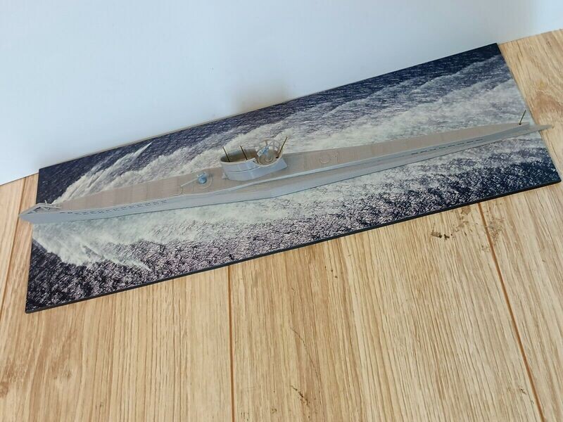 1/144 model kit U boat type V11 German WW2 waterline.