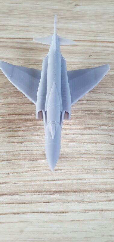 1/144 model Phantom F4K