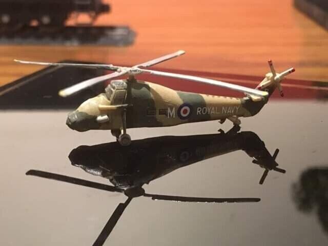 1/350 model Wessex helicopter set of 3