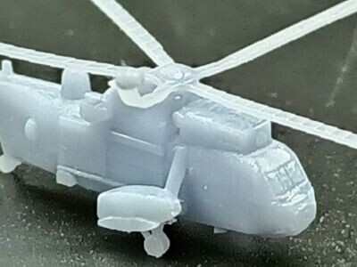 1/700 Sea King helicopter set of 4