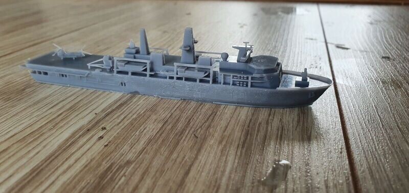 HMS Albion  1:1200 Waterline Model