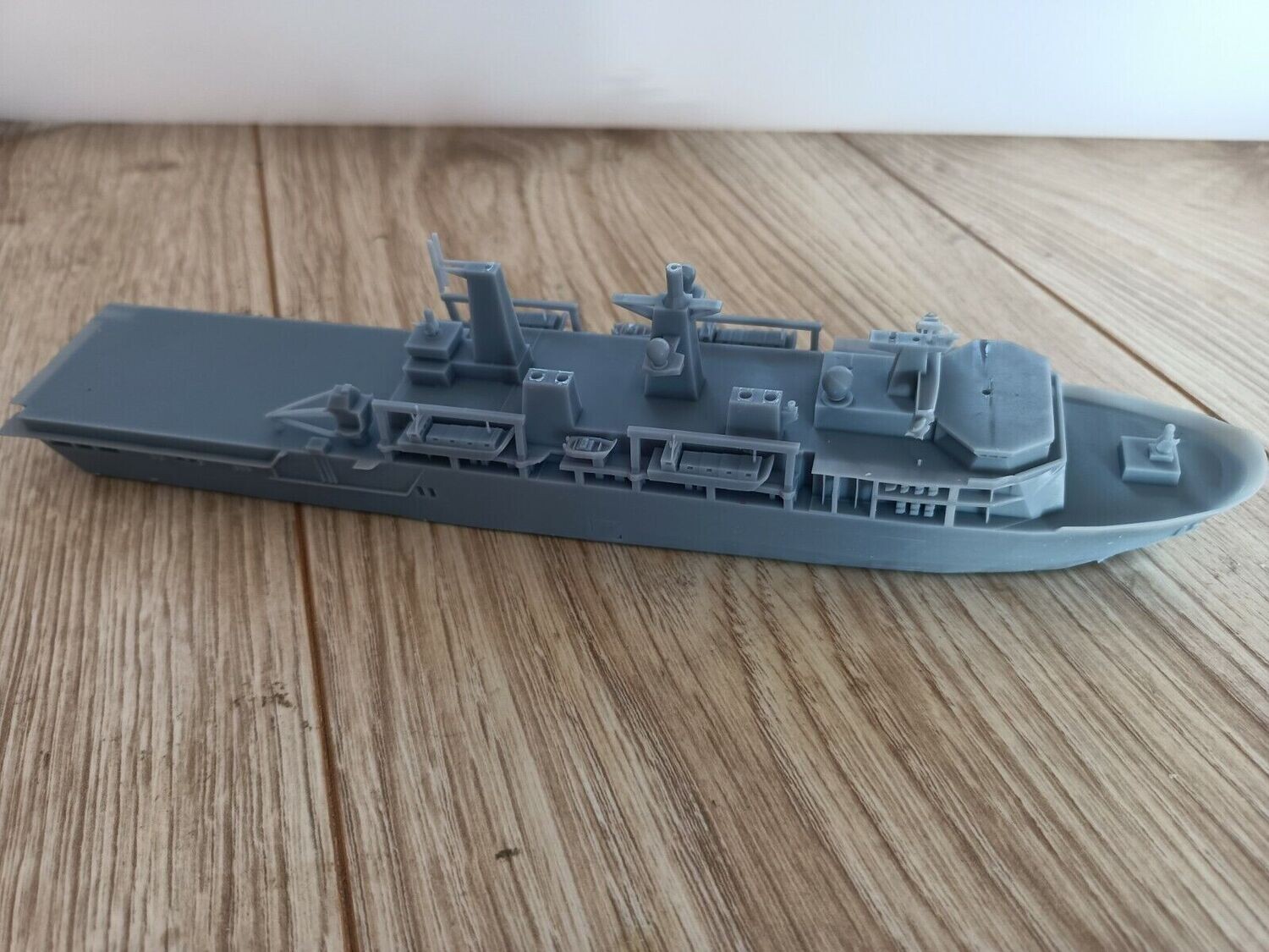 HMS Albion / Bulwark 1/700 waterline resin printed model ship kit