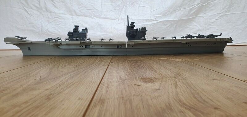 HMS Prince of Wales aircraft carrier waterline1/350 model ship kit with F35