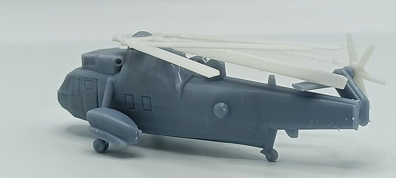 1/200 model Sea King helicopter Rotors Folded set of 2