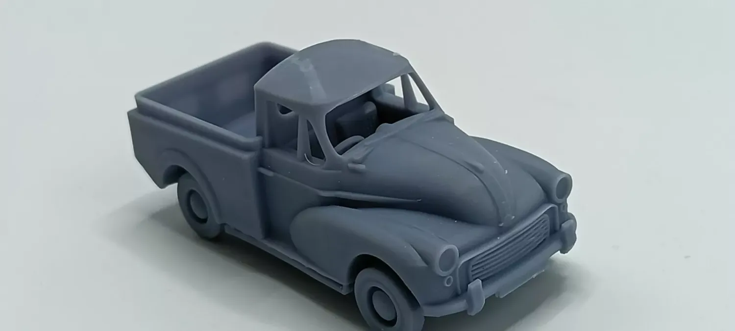 Morris Minor pickup truck 1/76 Scale / OO Gauge