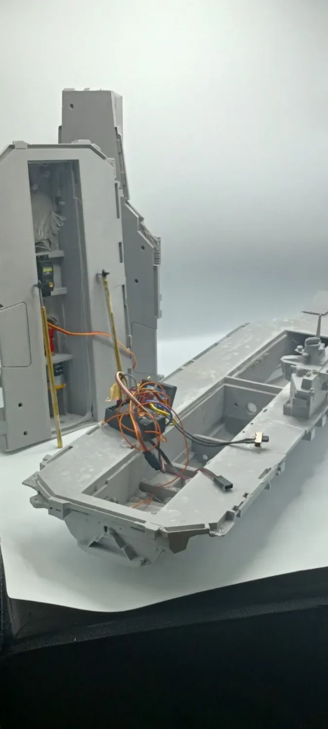 HMS Queen Elizabeth Aircraft Carrier 1/350 RC model ship Kit unpainted RC Extra