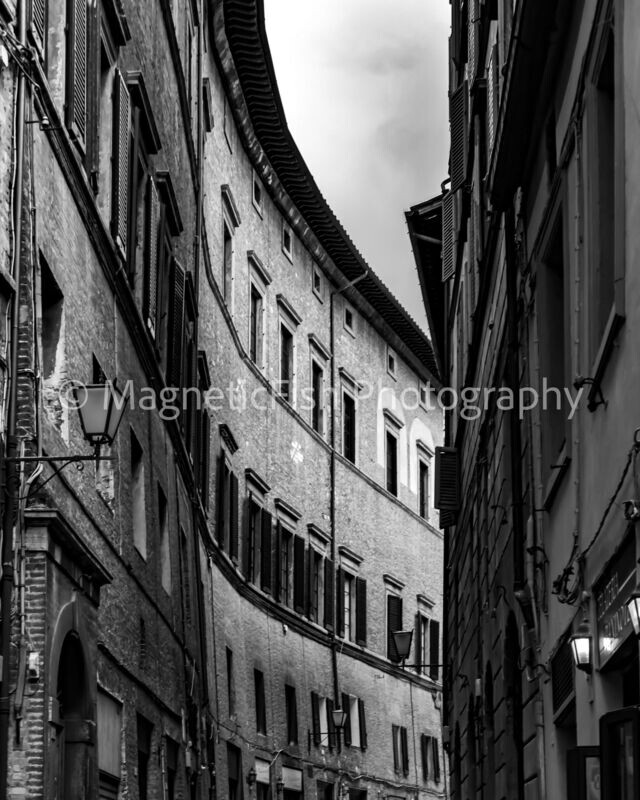 Italian Street Scene