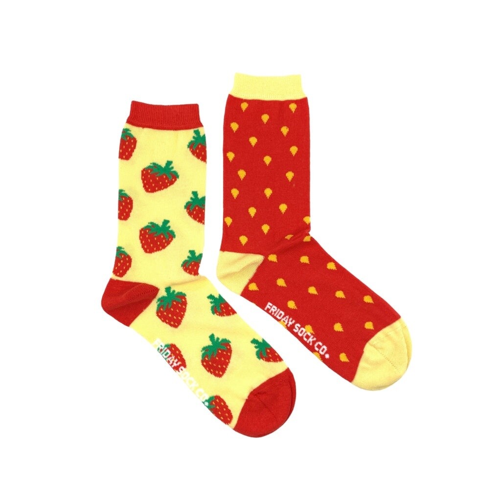 Women&#39;s Inside Out Strawberry Socks