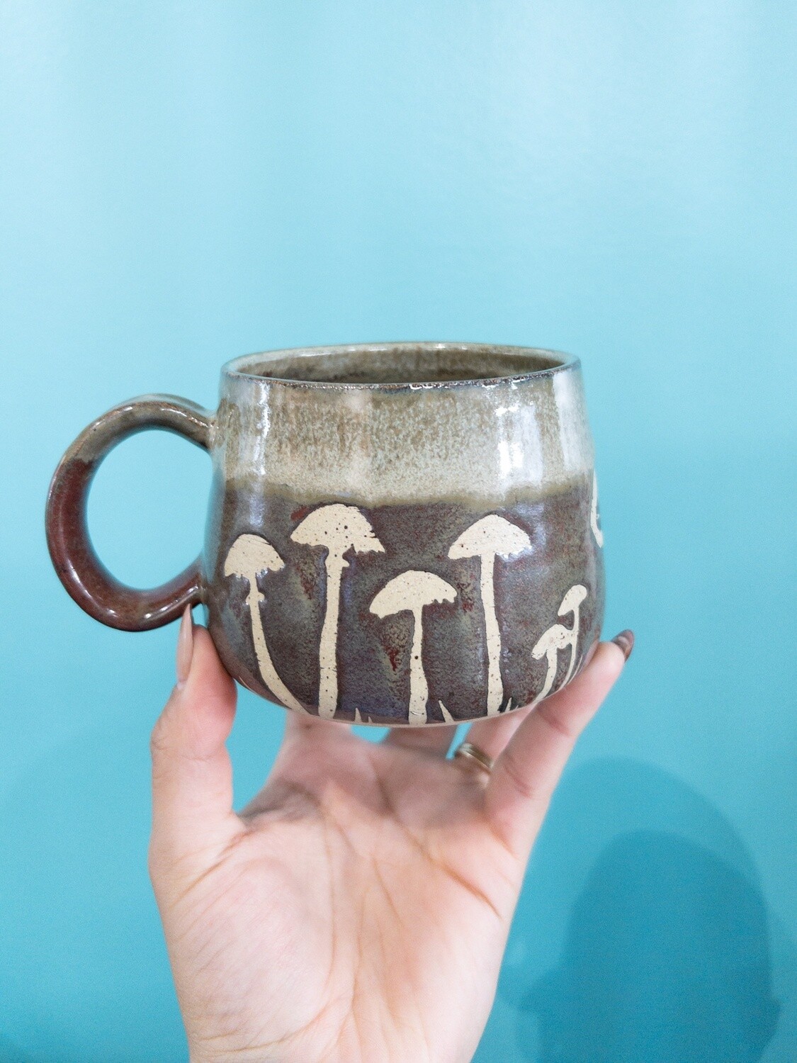 MEDIUM SWIRLY ROOT BEER FORAGER MUG