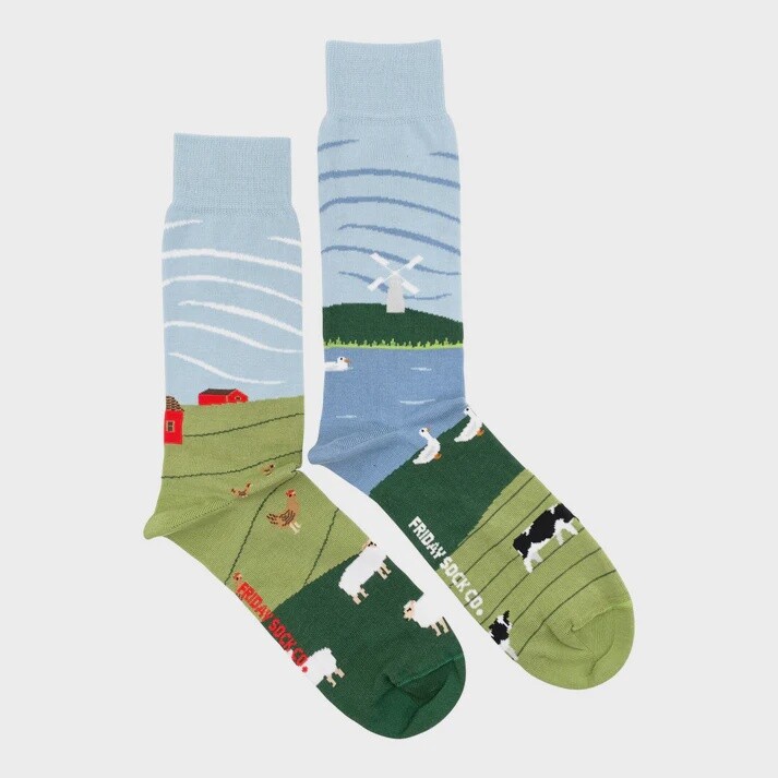 Men&#39;s Barnyard Scene Socks