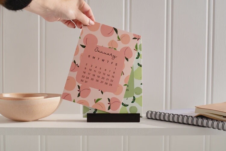 Fruit 2023 Desktop Calendar