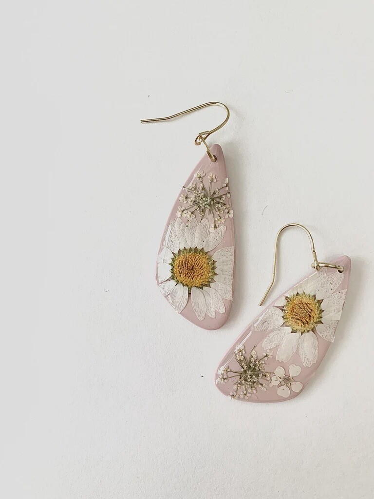 Pink Pressed Daisy Dangles