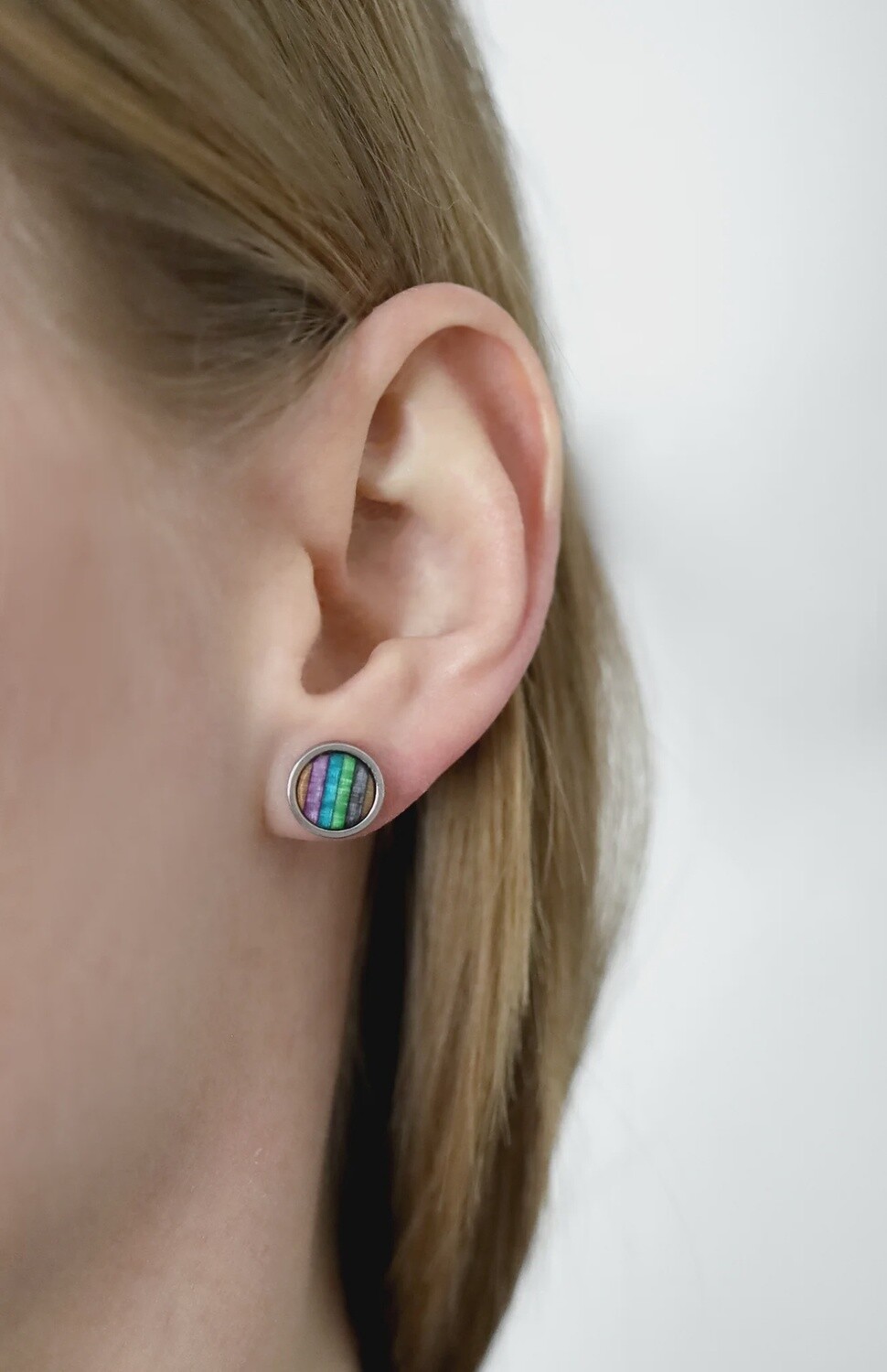 Stainless Steel Bezel Round Stud Earrings, Size: Small