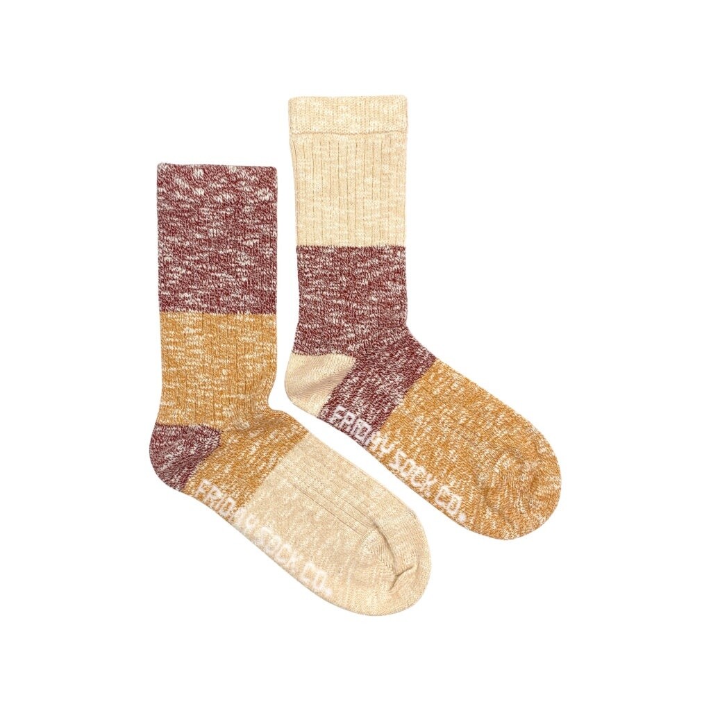 Women&#39;s Autumn Leaves Camp Socks