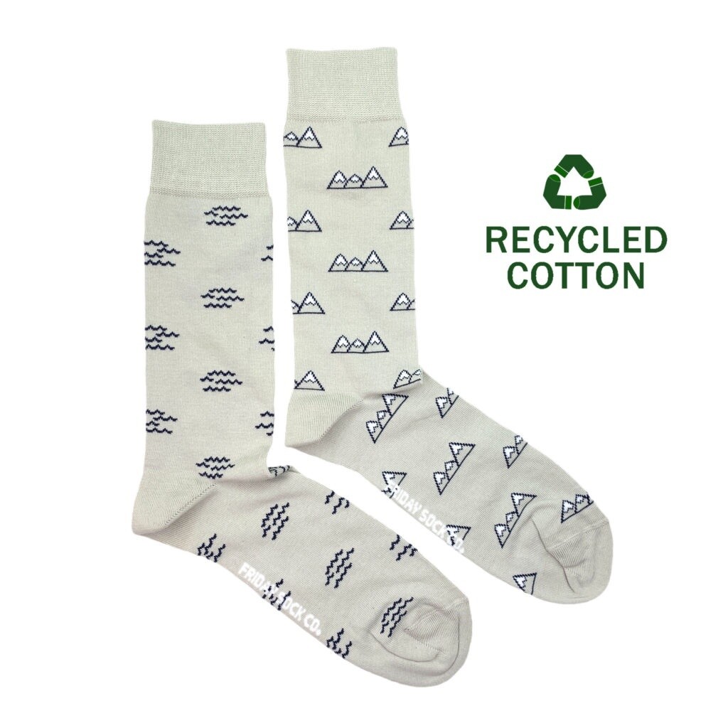 Men&#39;s Recycled Cotton Wave &amp; Mountain Socks
