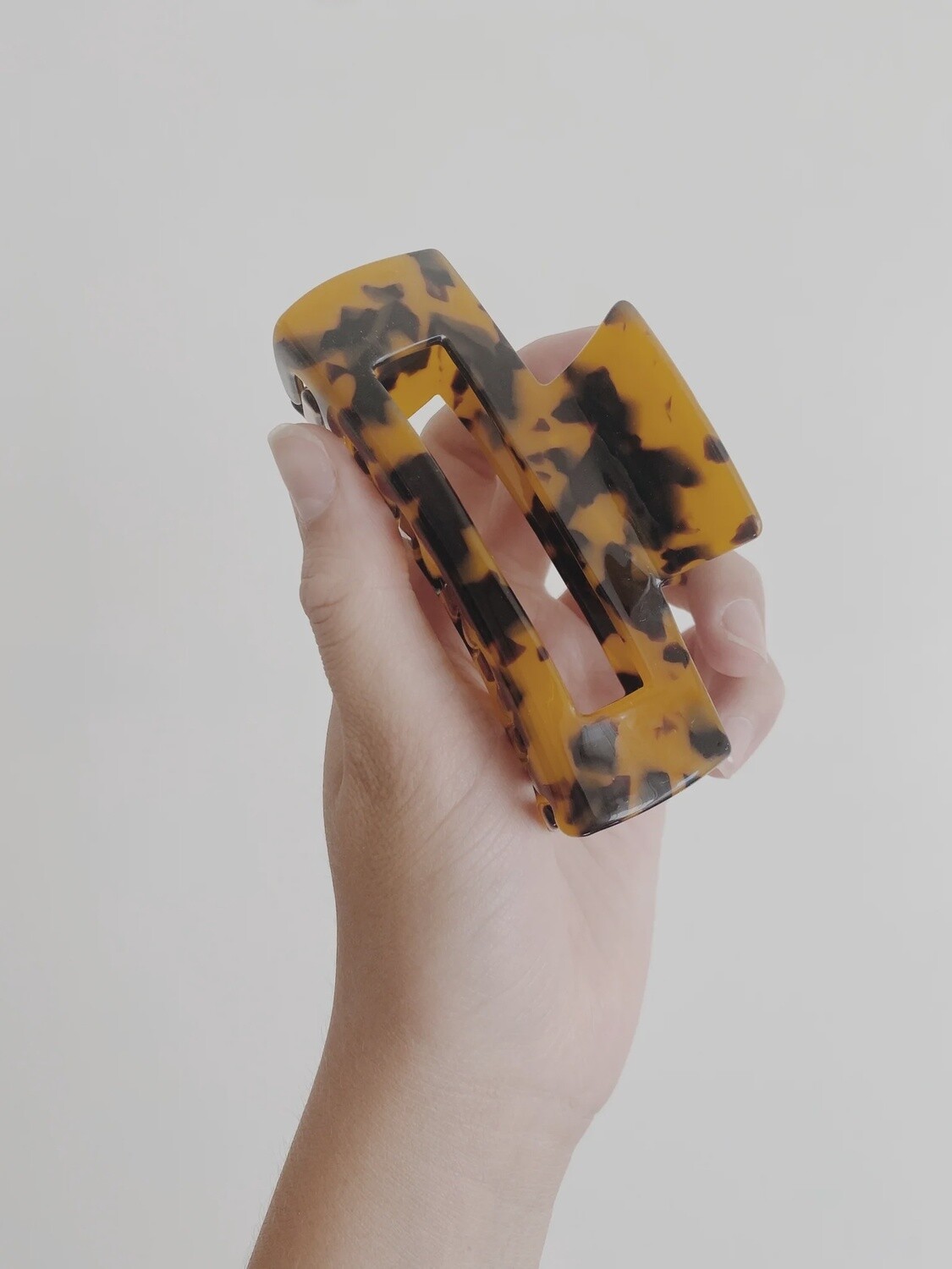 Dark Leopard Claw Clip