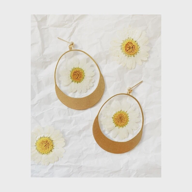Statement White Daisy Earrings