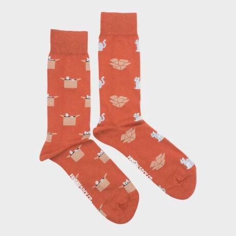 Men Orange Cat &amp; Box Socks