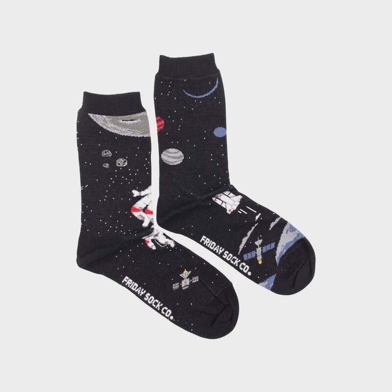 Women&#39;s Space Scene Socks