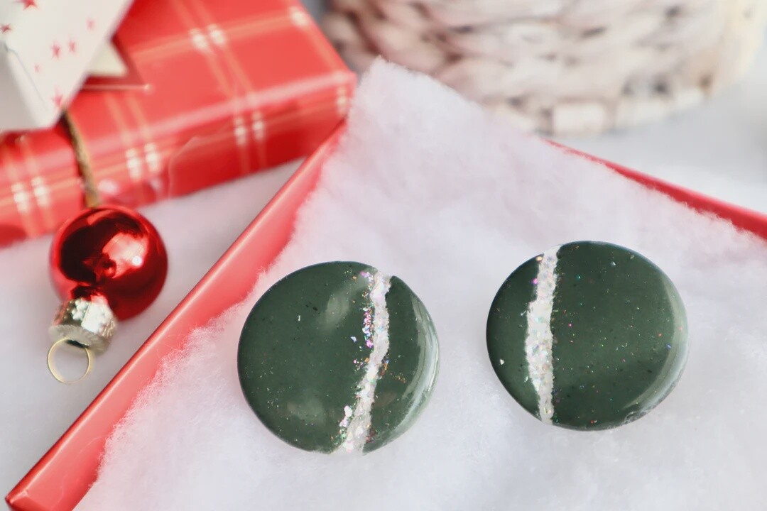 Large Glitter Studs, Colour: Green