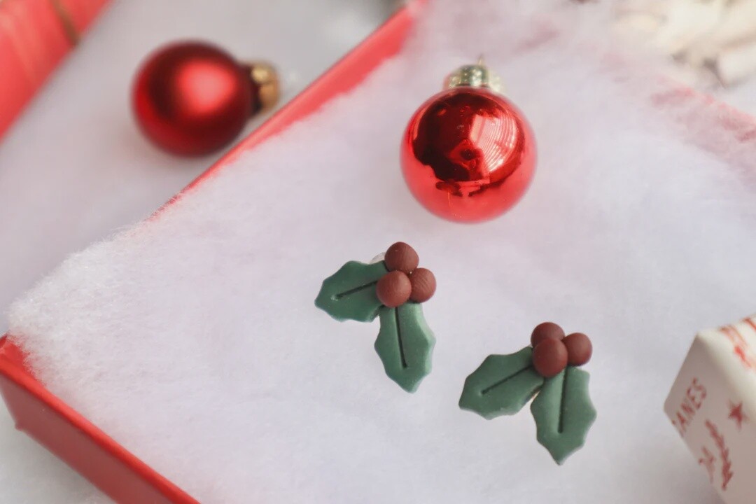 Holly Stud Earrings