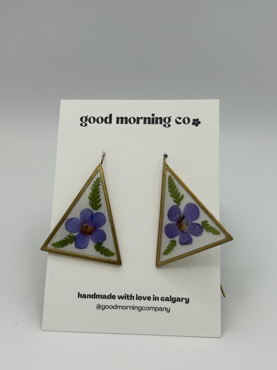 Triangle Garden Dangles - Backyard Beauties