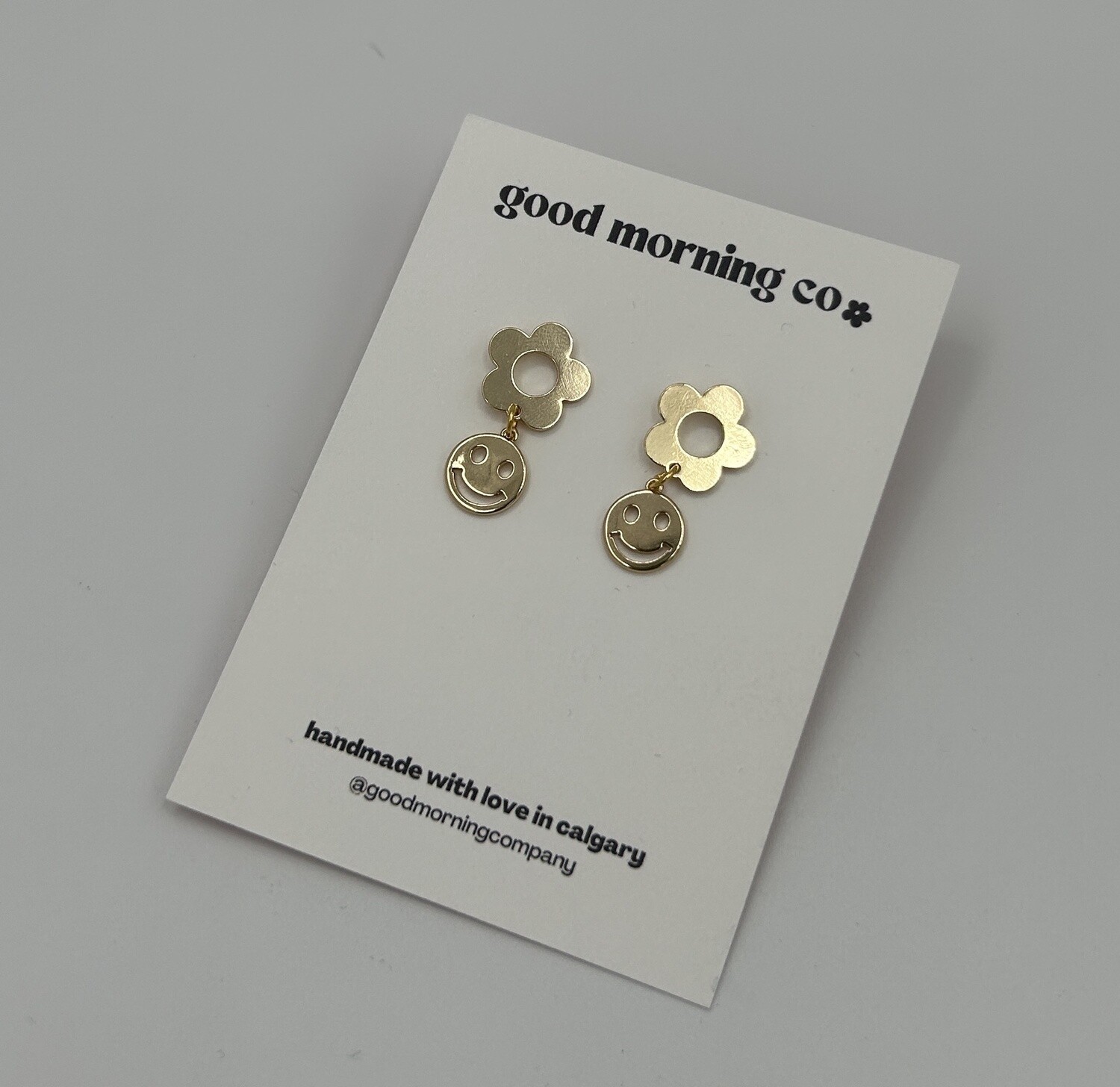 18K Gold Smile Drops (Daisy Posts)