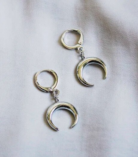Luna Earrings