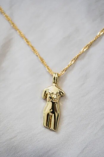 Jamie Pendant Necklace