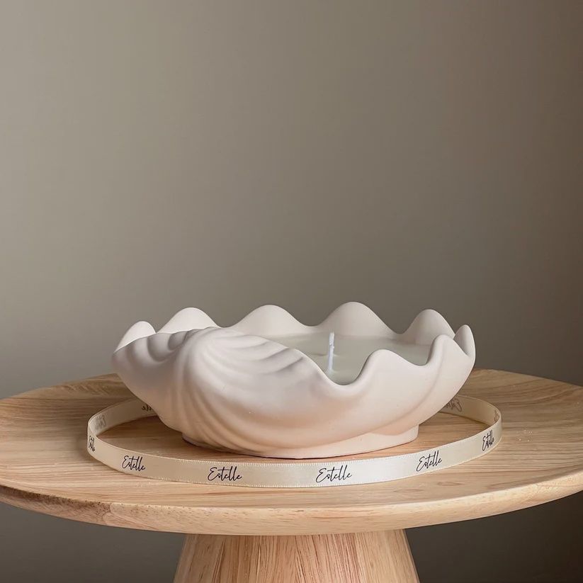Clam Shell Container