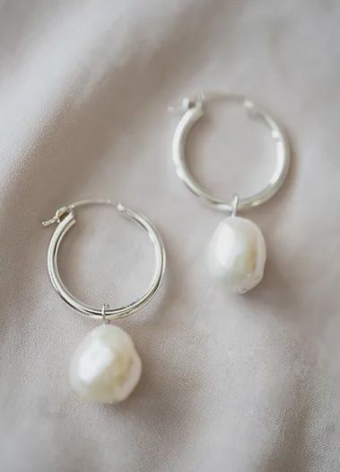Layla Pearl Hoops