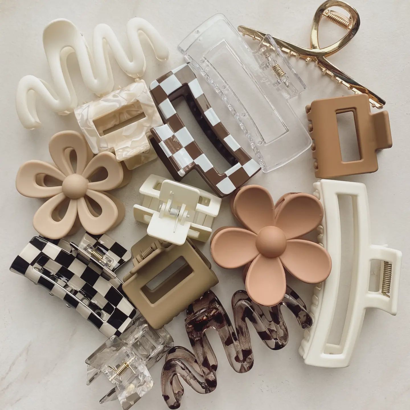 Retro Nudes - Hair Claw Clip