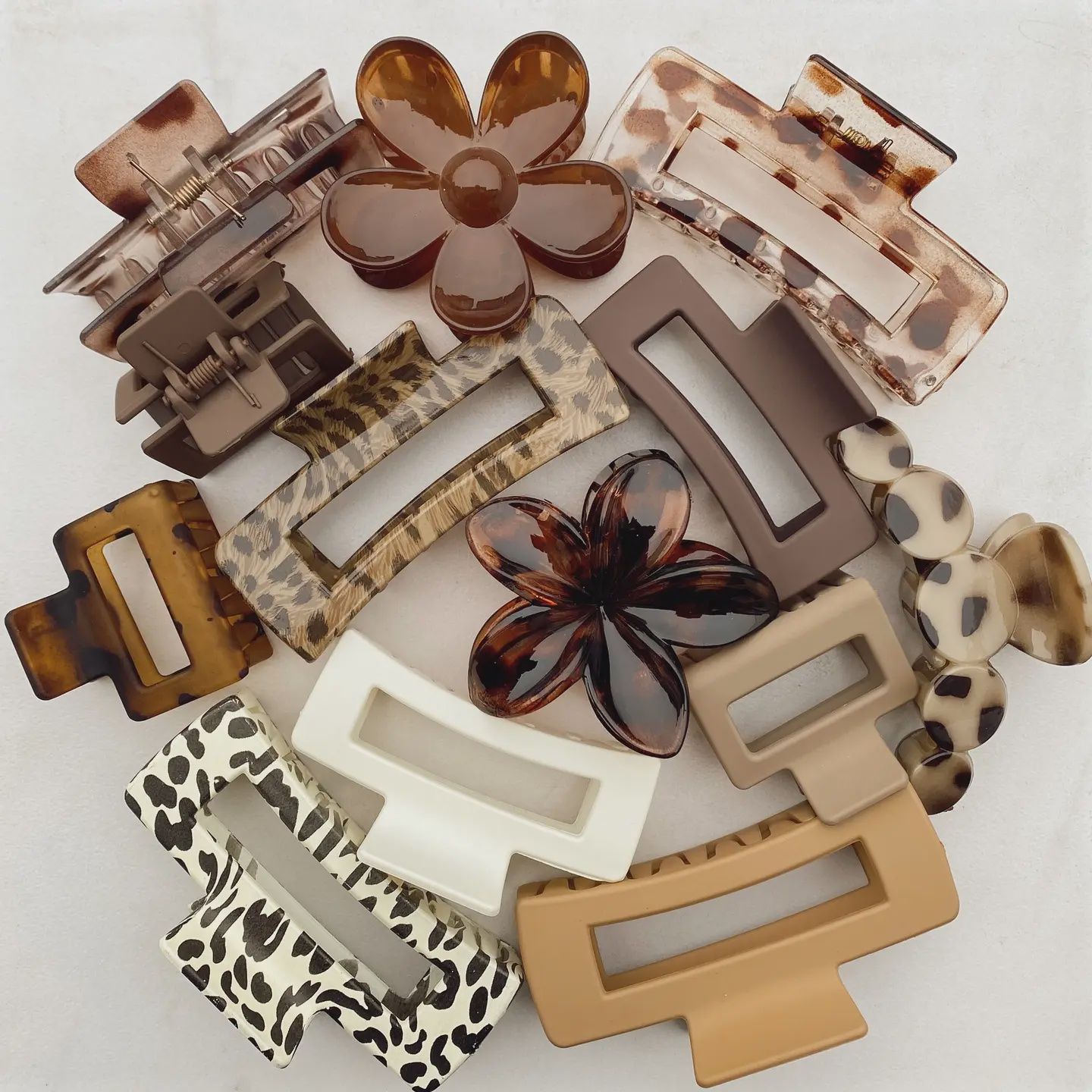 Exotic - Hair Claw Clip