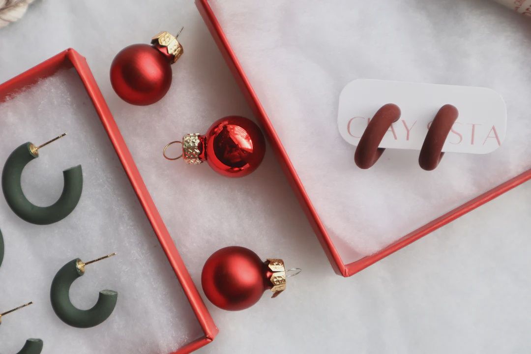 Large Hoops, Colour: Burgundy