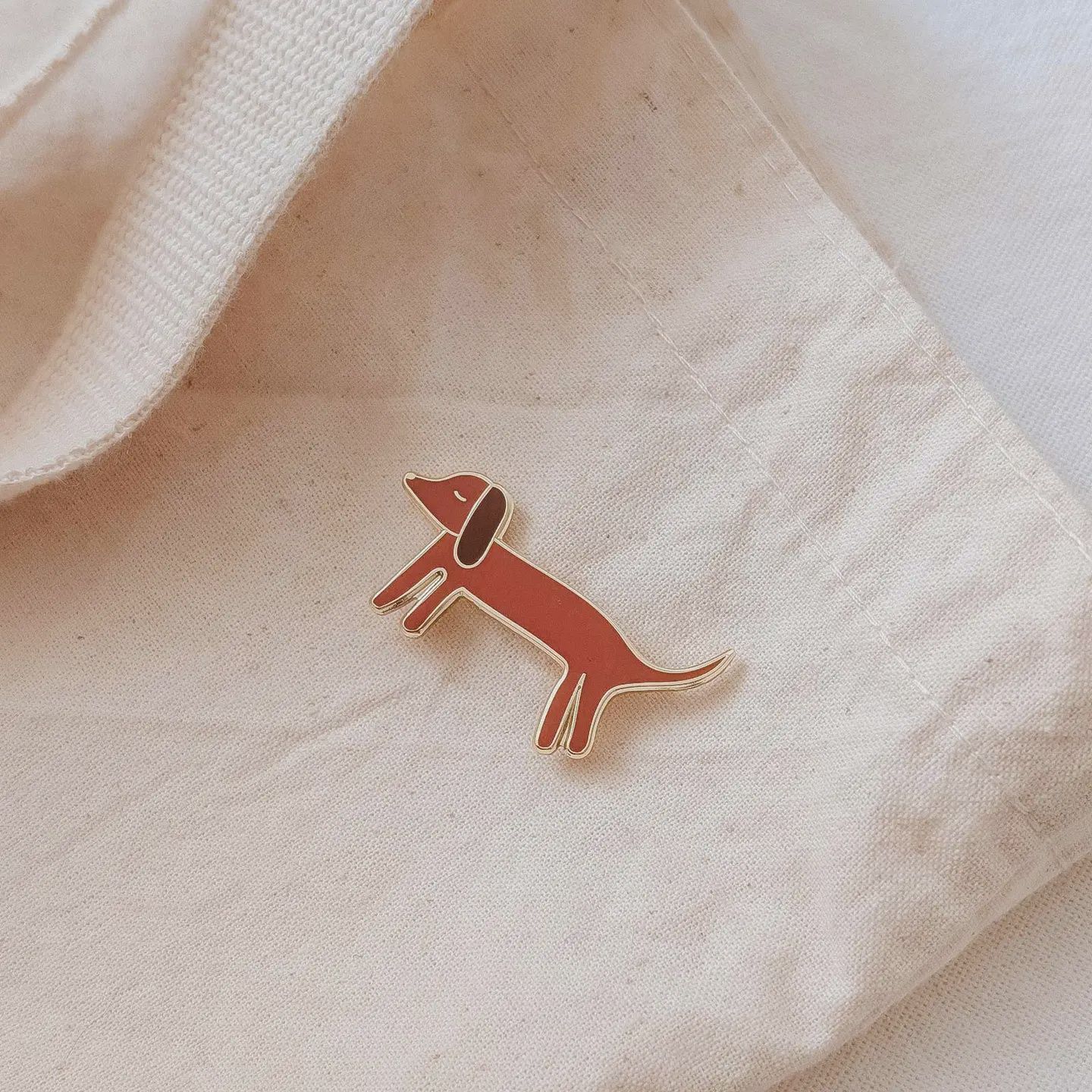 Dachshund Enamel Pin