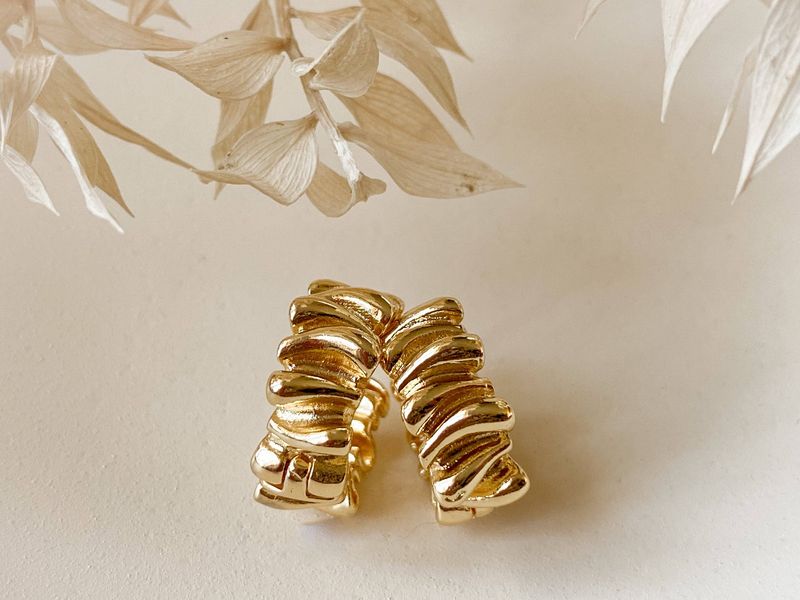 Ribbon Hoops