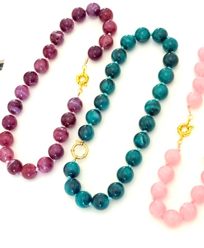 Été Beads Beaded Necklace with PVD sailor Clasp: Grape