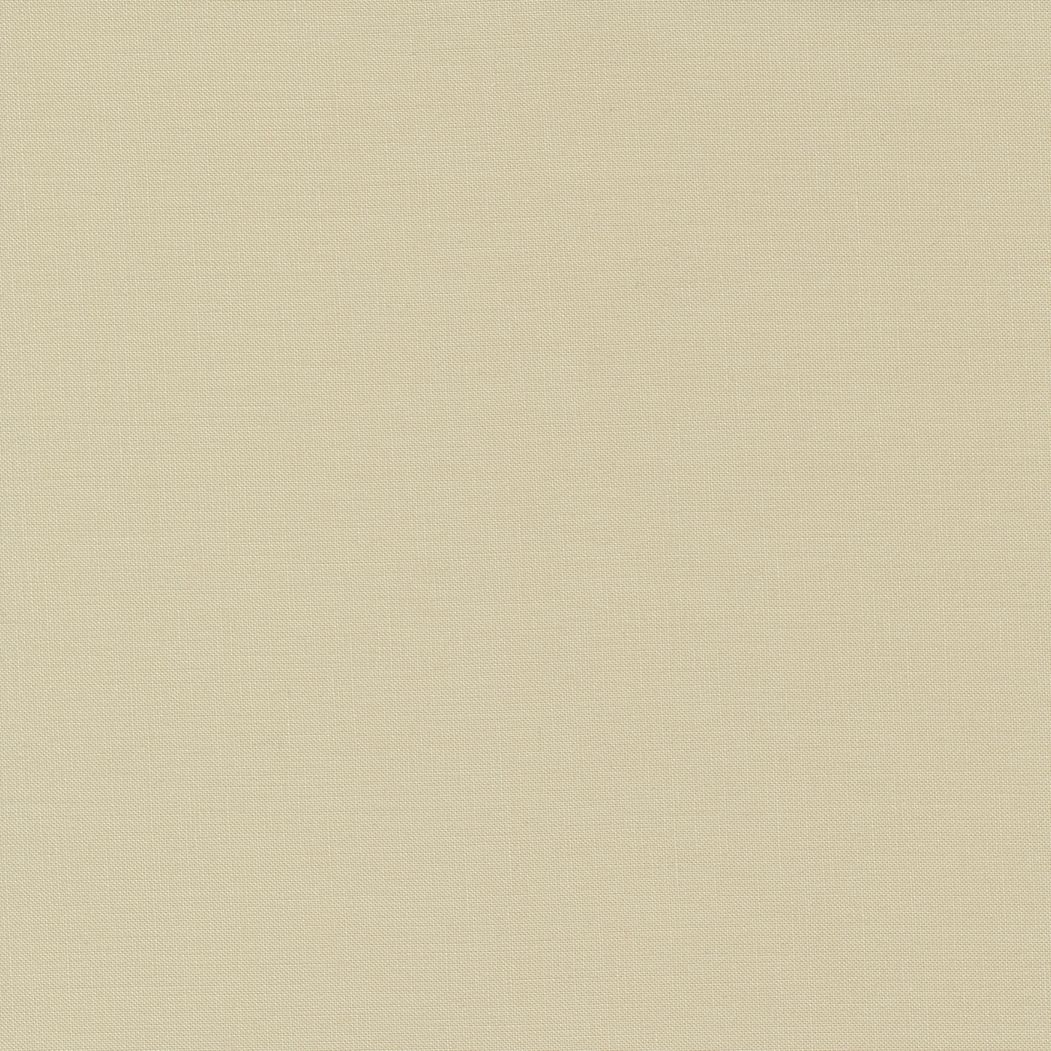 Bella in Linen