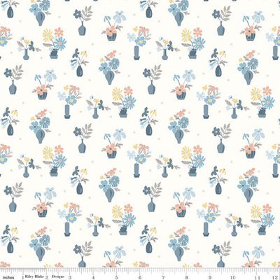 SALE Liberty Sculpture Painter’s Vase in White