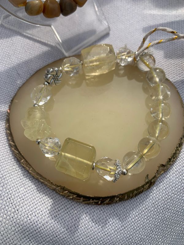 Lemon Quartz &amp; Citrine Lucky Cat Crystal Bracelet