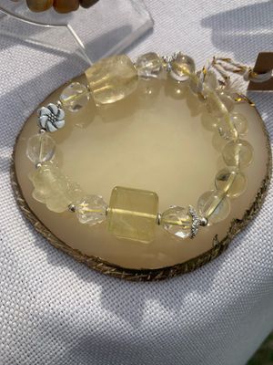 Lemon Quartz &amp; Citrine Lucky Cat Crystal Bracelet