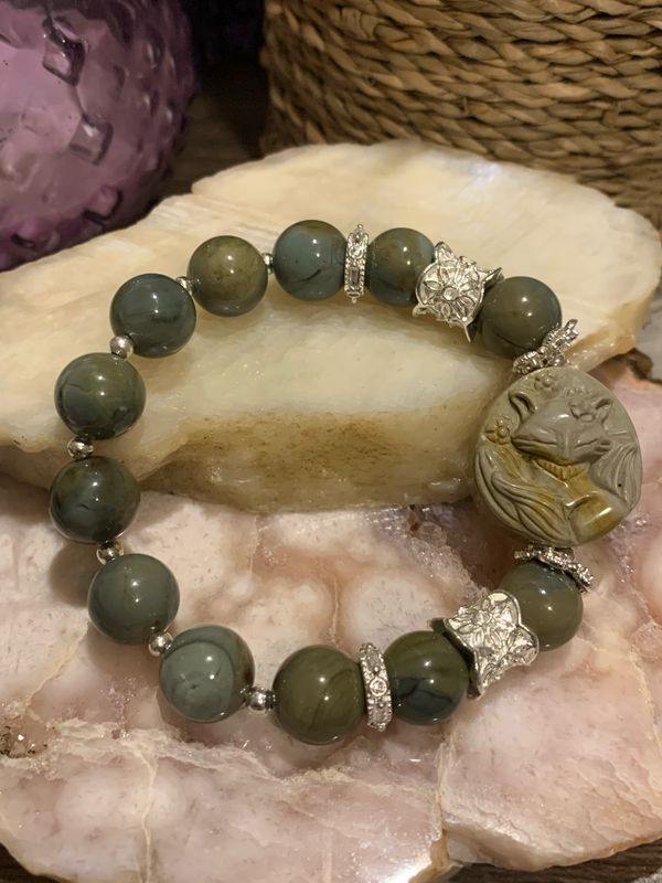 Woodland Friend Forest Green Alashan Agate Crystal Bracelet